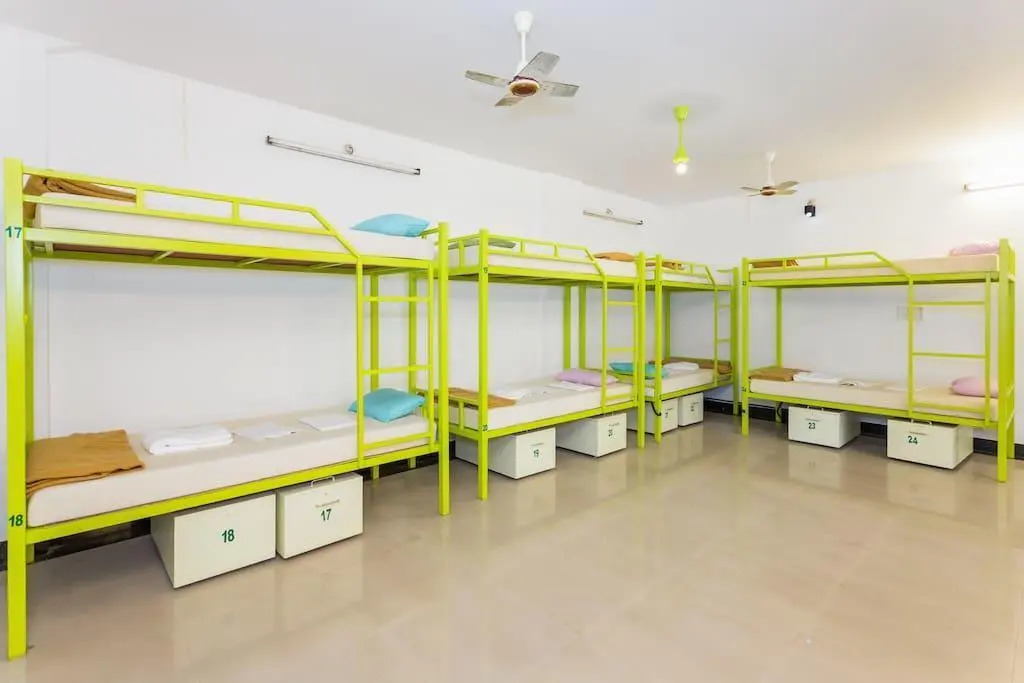 Hostel By The Sea