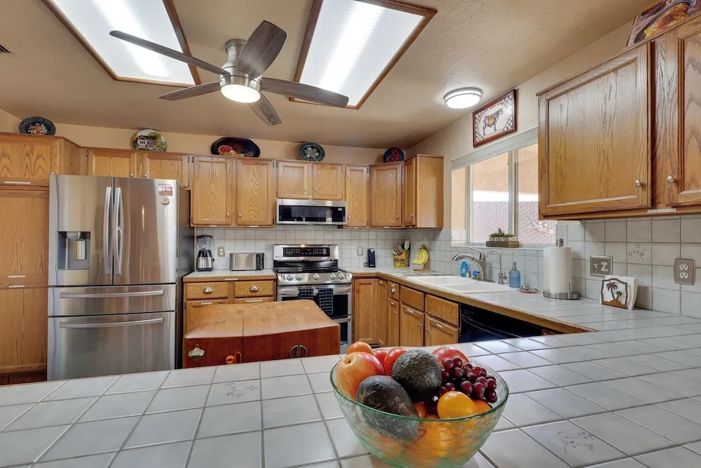 Furnished Patio, Grill & Views: Lake Havasu Home