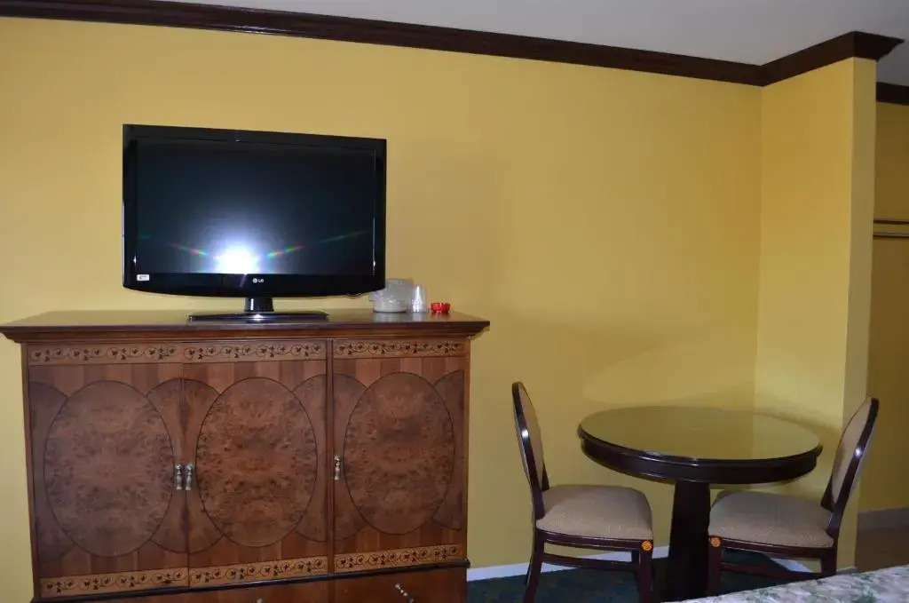 Cloud 9 Inn LAX