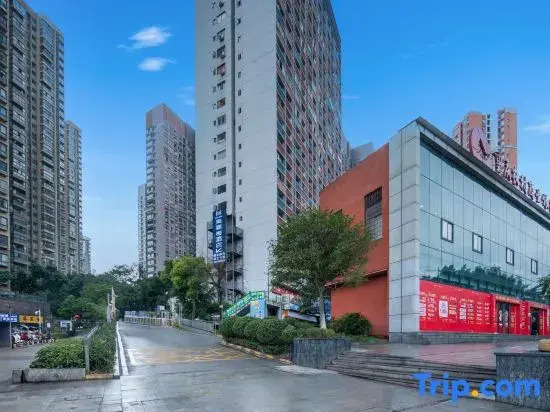 Meijiamei Hotel (Chongqing Hechuan Yitong College Branch)
