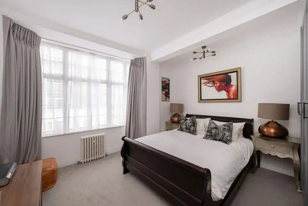 Marylebone Luxury 3-bed Security Elevator