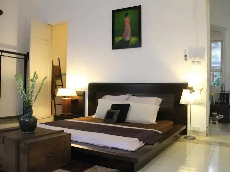 French Villa In Saigon Centre