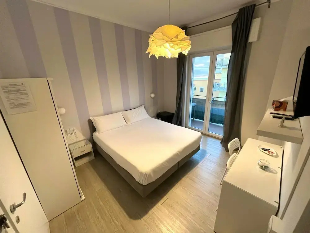 F.Rooms Napoli