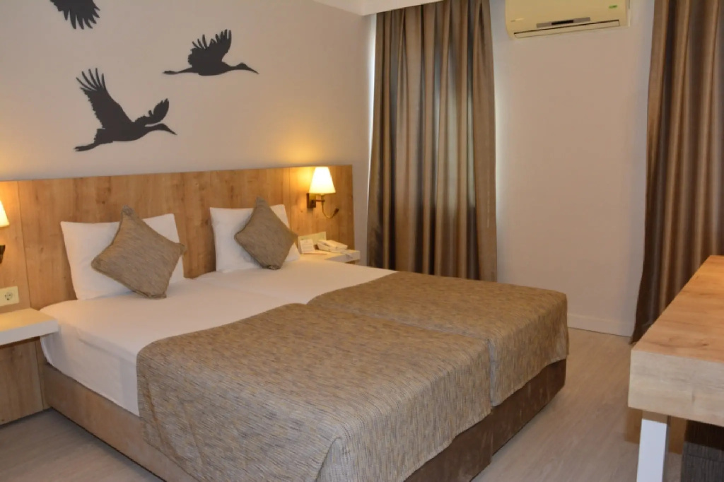 Nova Park Hotel