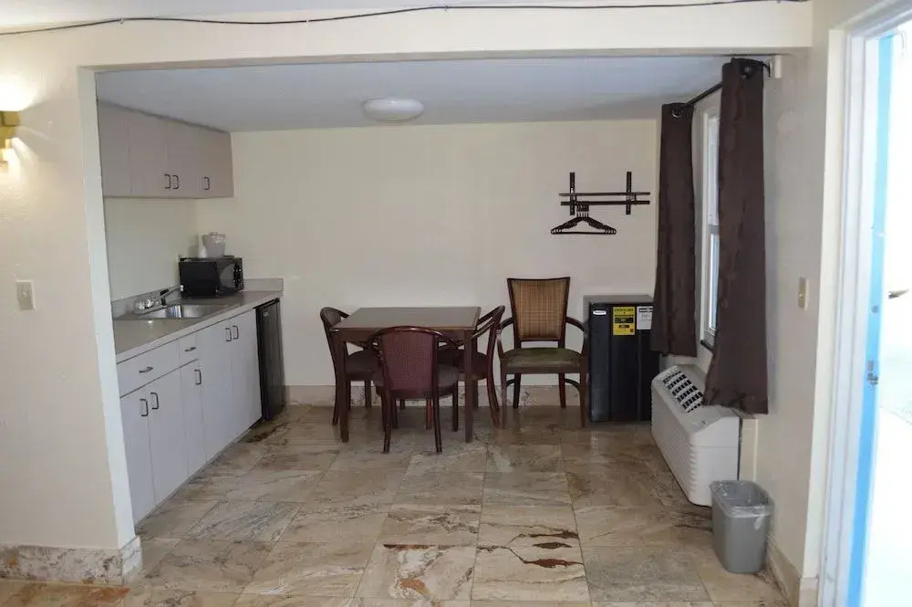 Budget Inn - Ft Myers