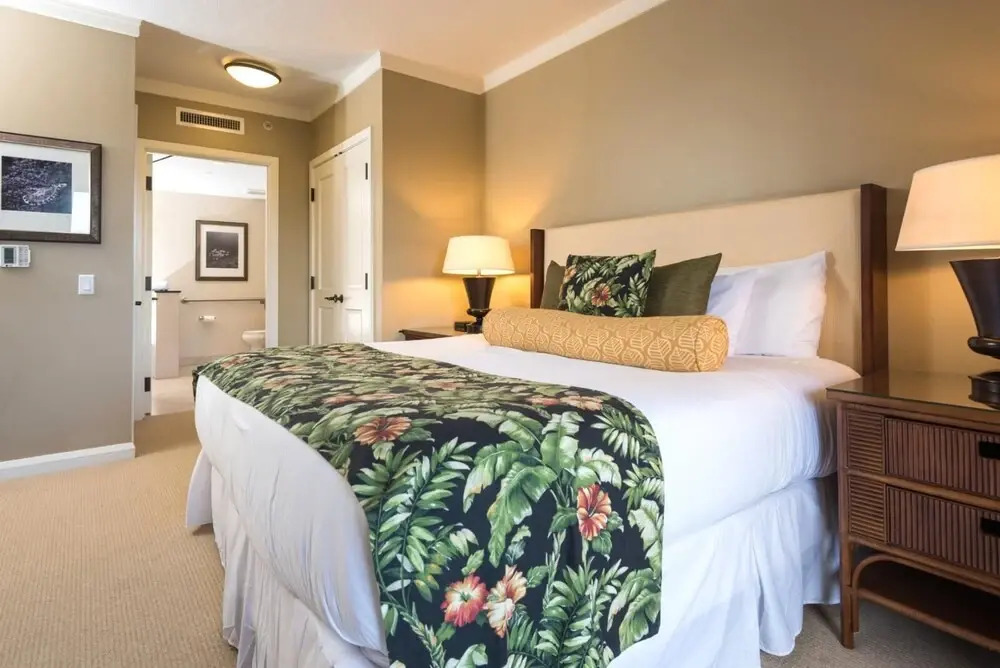 K B M Resorts- Hkk-424 Over-sized 1bdrm, 750ft, Easy Pool and Beach Access, Remodeled!