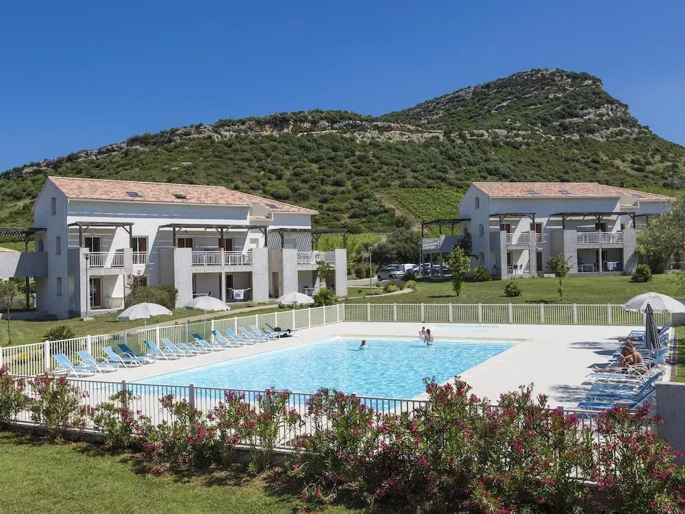 Summer Apartment in the Hilly Landscape of Oletta