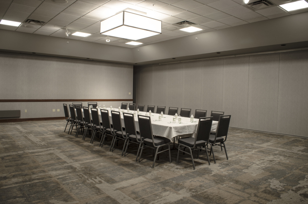 Holiday Inn Fargo by IHG