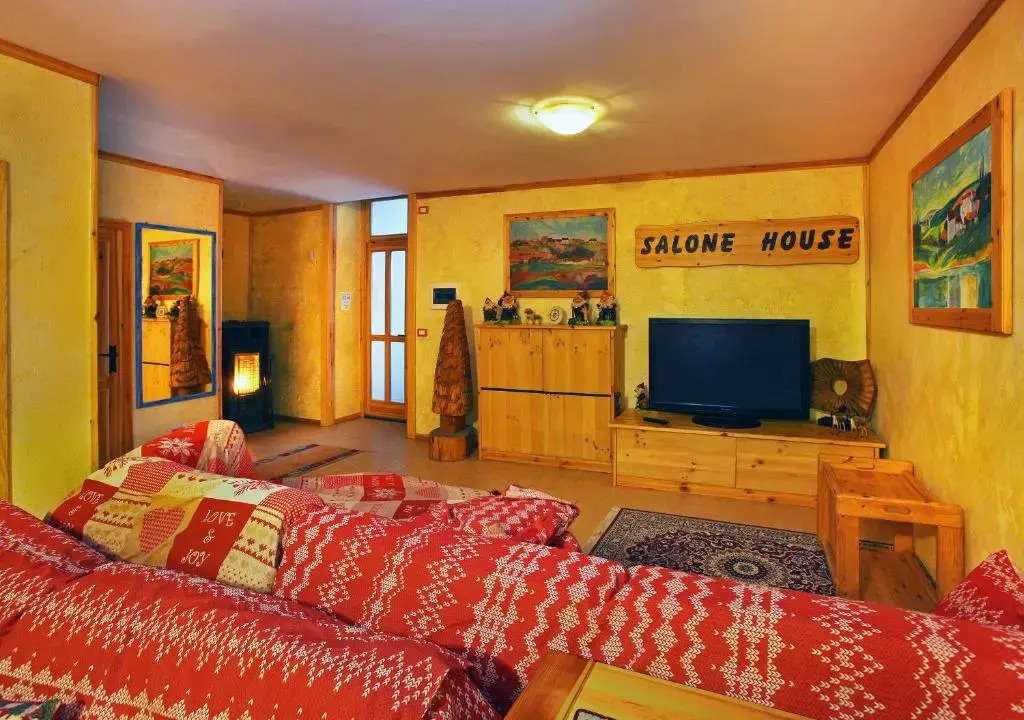 Salone House