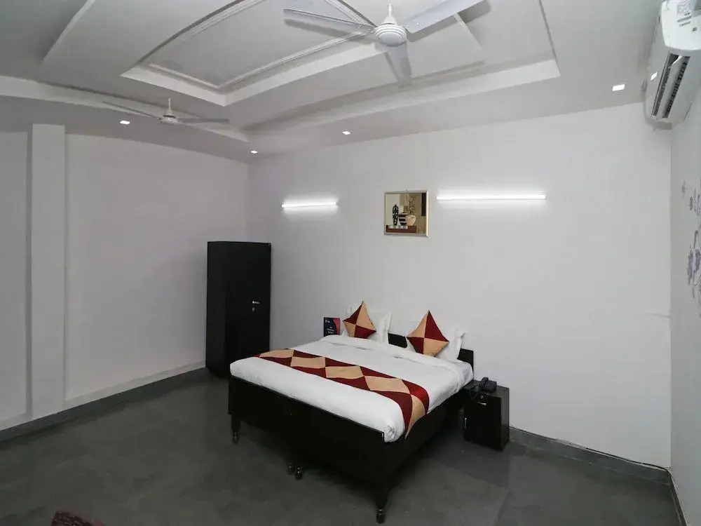 OYO 11533 Hotel Green view
