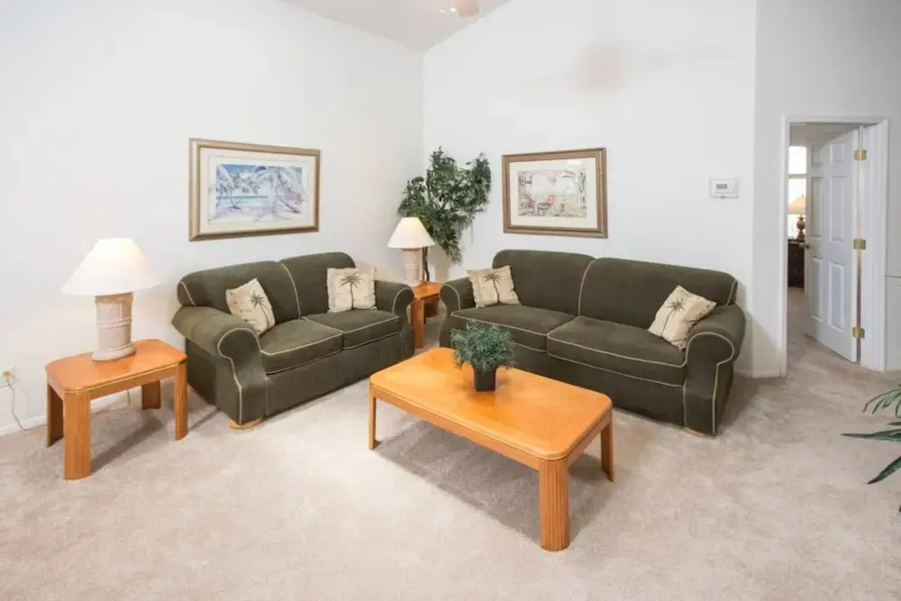 Hampton Lakes 121