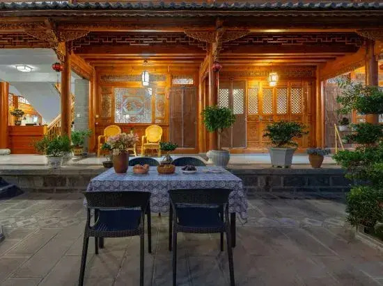 Xizhu Homestay (Shaxi Ancient Town Branch)