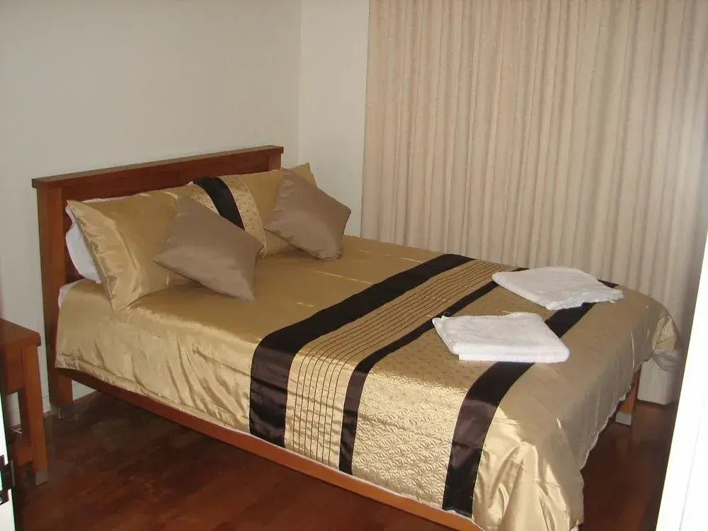 City Escape 2BD in Adelaides East End 1