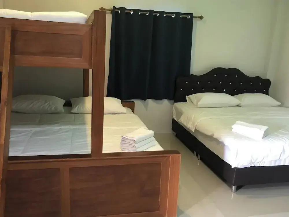 Suksabai Raiwan and Pool Villa