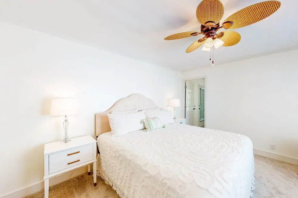 Classic Coastal Home With Game Room & Private hot tub - Walk to Beaches