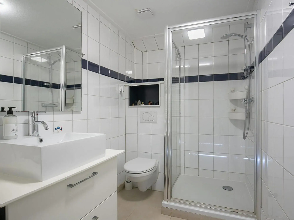 Holiday Home in Grou With Bubble Bath