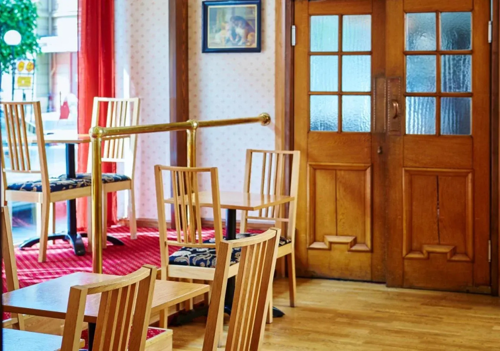 Hotel Bishops Arms Köping