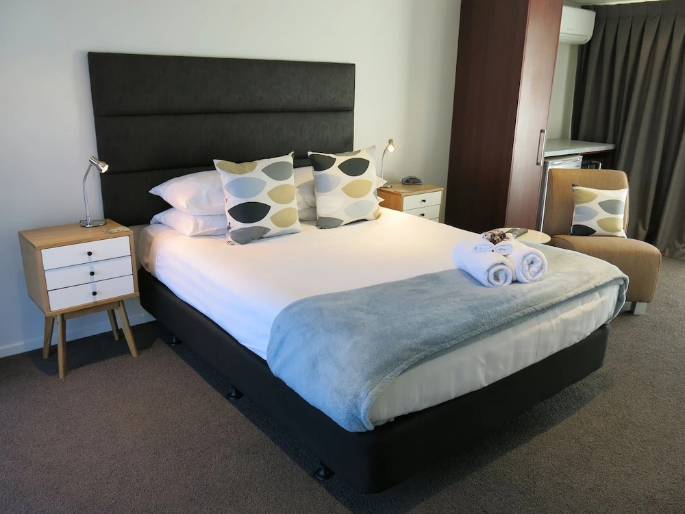 Merivale Apartments