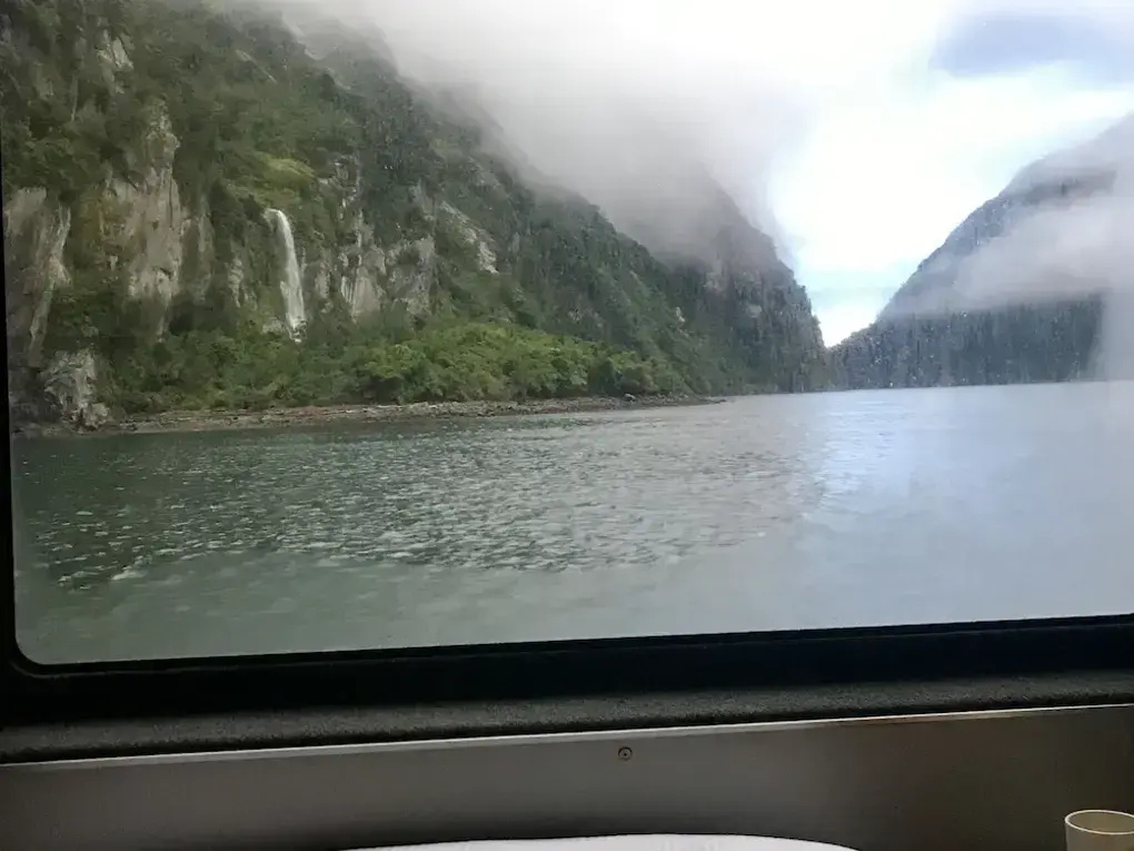 Milford Sound Overnight Cruise - Fiordland Discovery