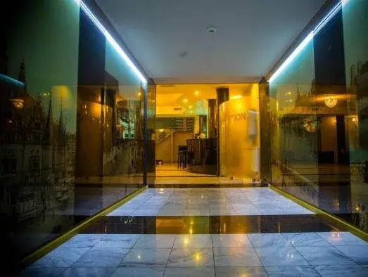 Hotel Sofia by The Railway Station Wroclaw