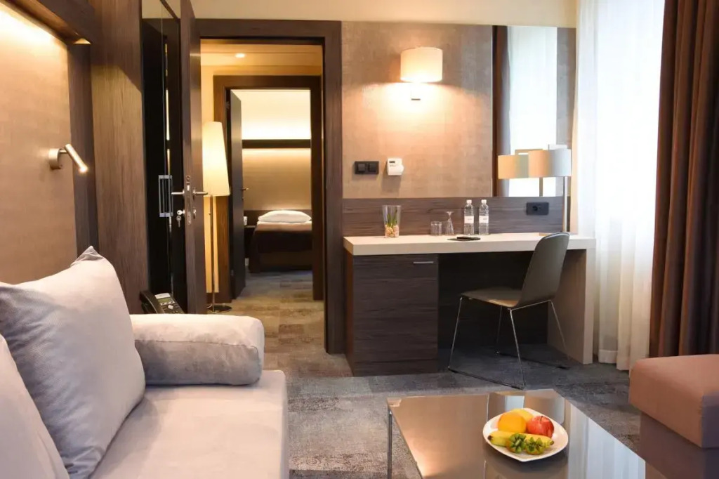 Hotel Paka