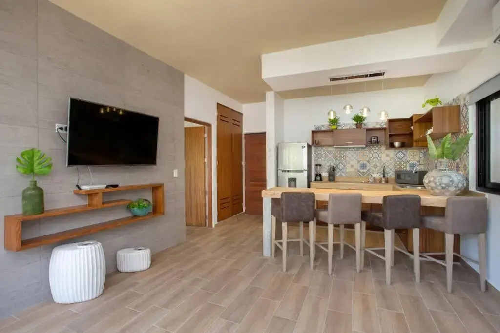 Exclusive 4 Br. Townhouse + Rooftop & Private pool