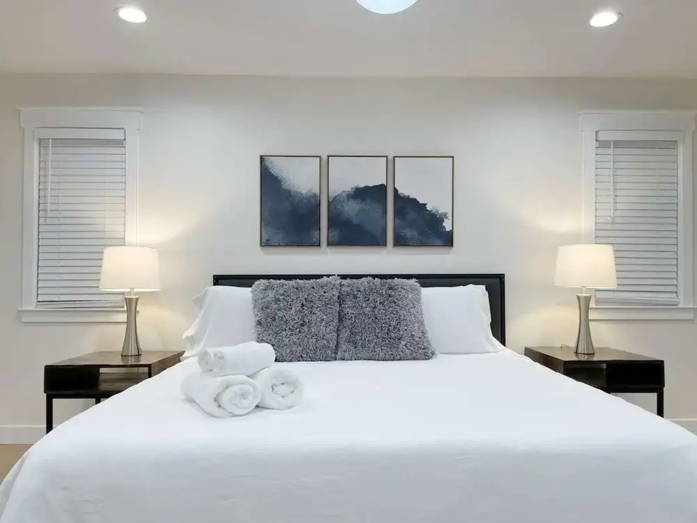 @ Marbella Lane - Contemporary Sophisticated Home