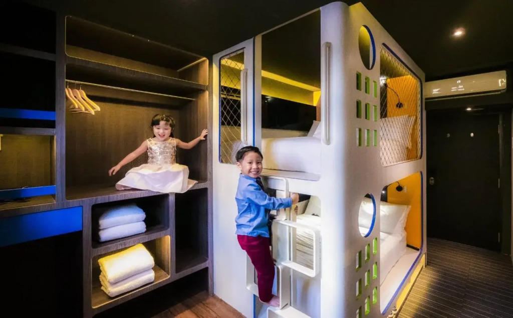 CUBE Boutique Capsule Hotel at Chinatown