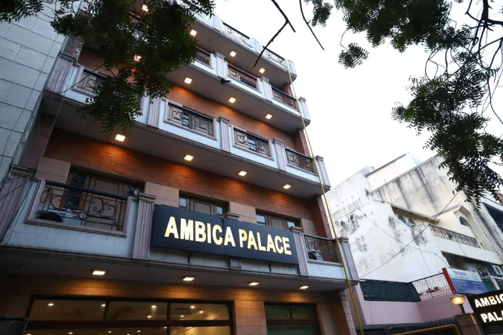 Hotel Ambica Palace AIIMS New Delhi - Couple Friendly Local ID Accepted