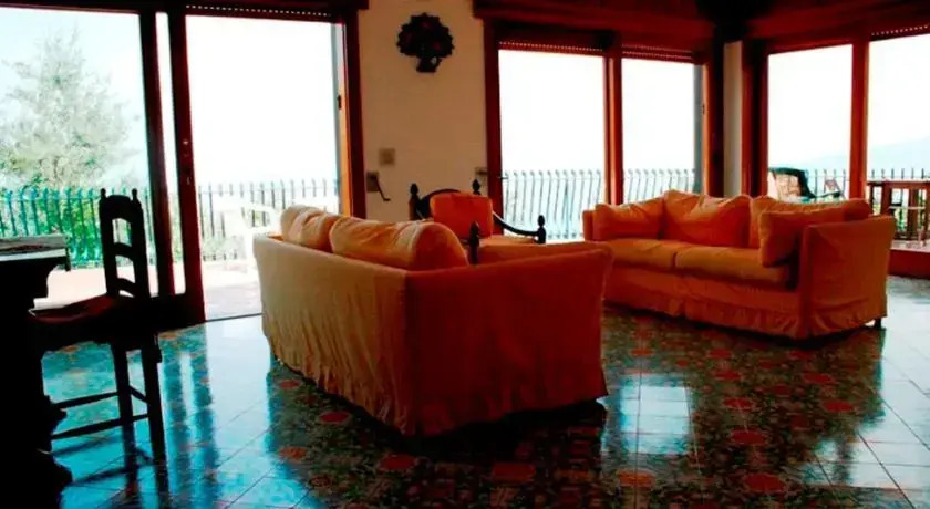 Villa Vesuvio