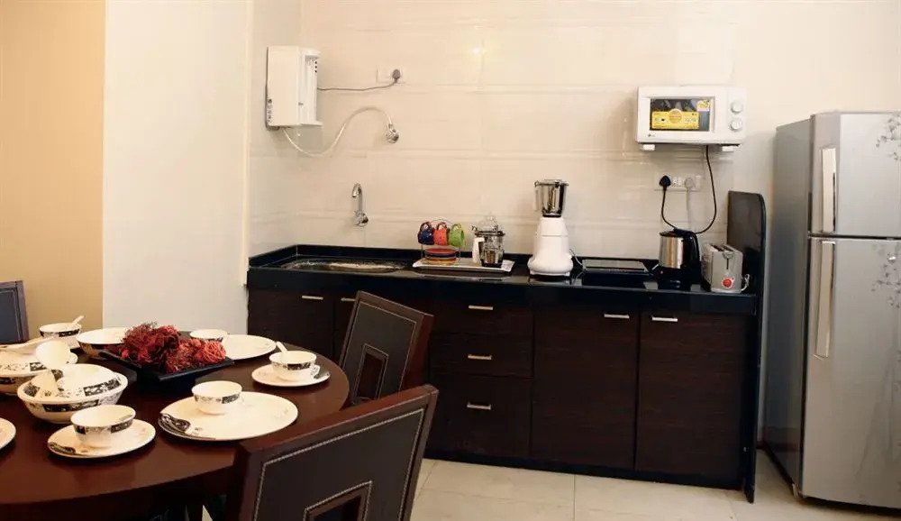 La Maison Service Apartments