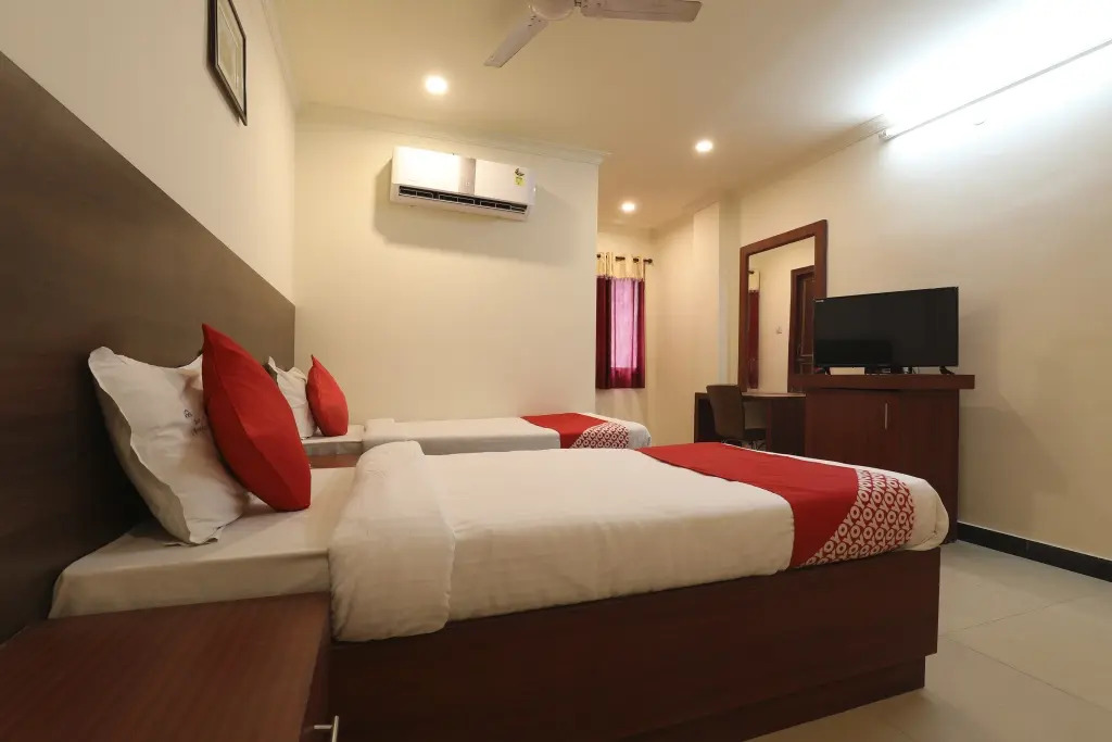 Hotel Inaya By OYO Rooms