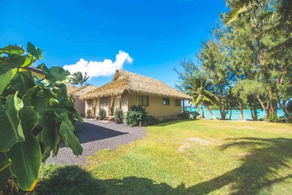 Cook Islands Holiday Villas - Muri Lagoon Beachfront