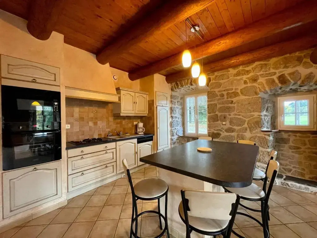 Gite Saint-Jeures, 5 pièces, 8 personnes - FR-1-582-254