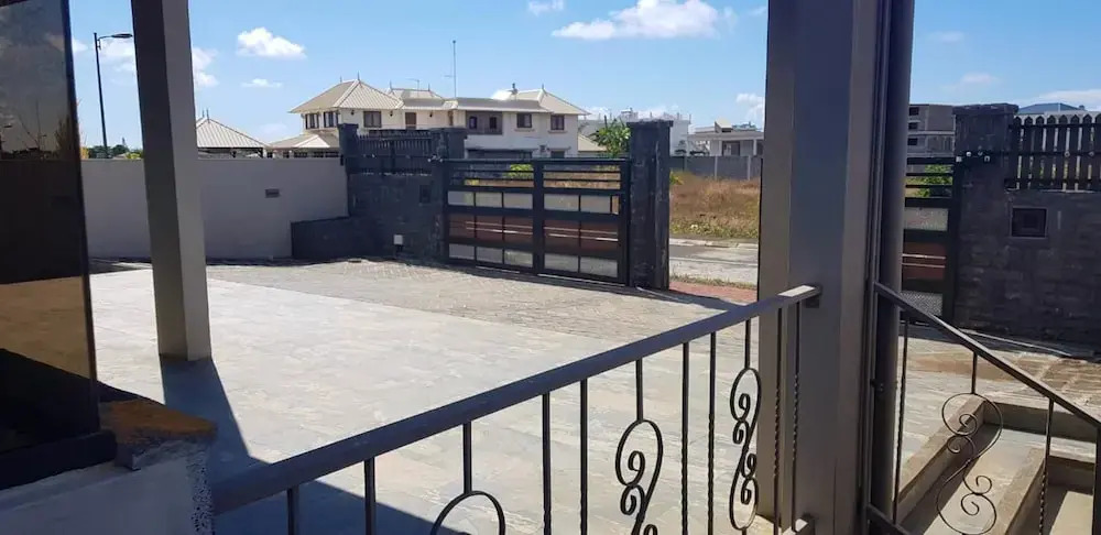House With 4 Bedrooms in Mahebourg, With Wonderful sea View, Enclosed