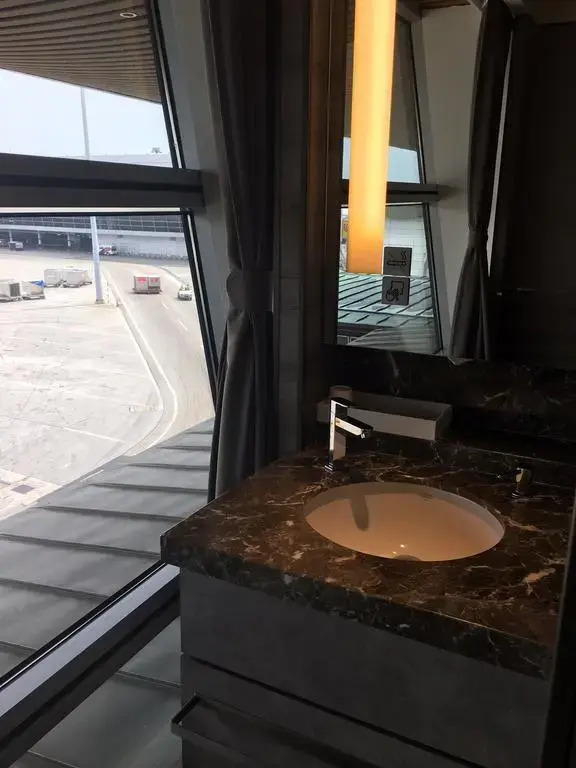 Plaza Premium Lounge (Wellness Spa-KLIA) – Private Suite