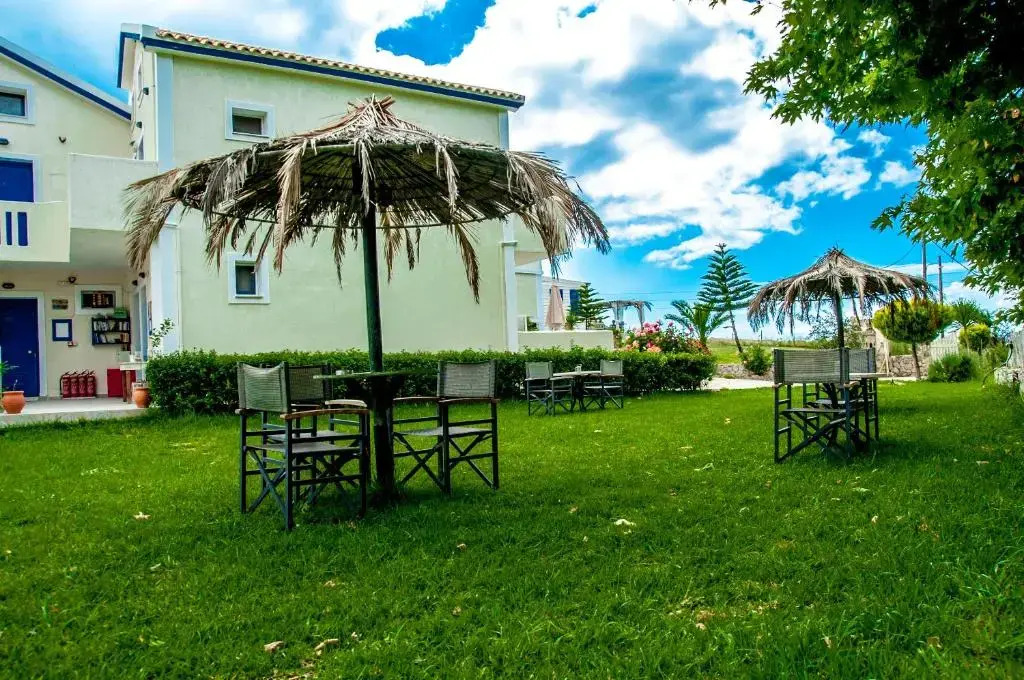 Dreams Apartments - Katelios,Santa Barbara beach