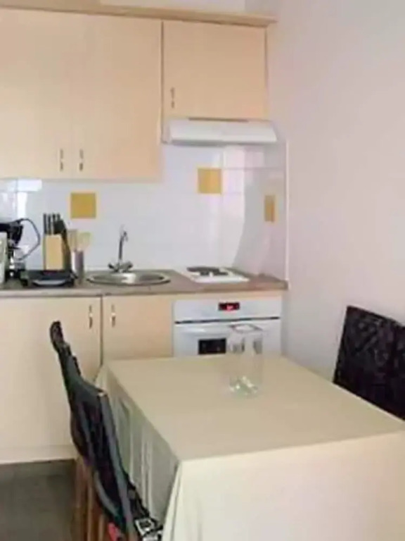 Apartment in Cannes Offering Every Comfort, 100 Meters From the Croise