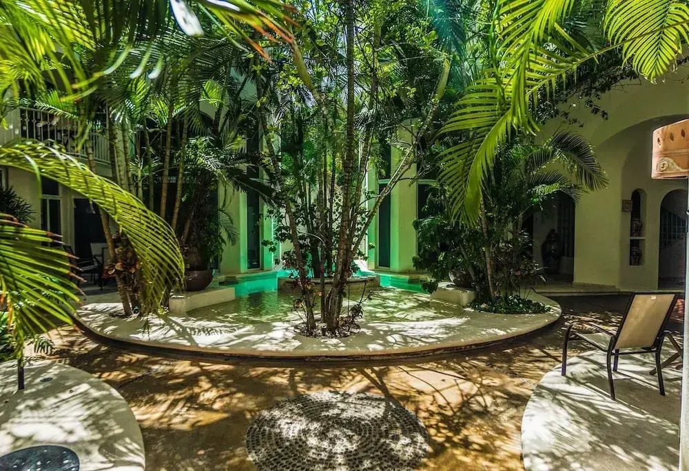 Royal Palms 10 2 Bedroom Condo by RedAwning