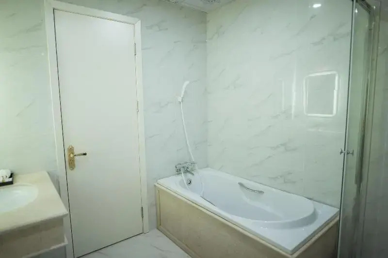 Hoa Đông Aureum Hotel Hà Nam