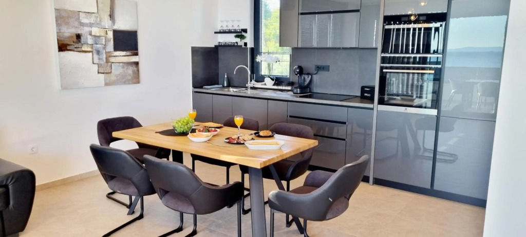 Dinary Apartman