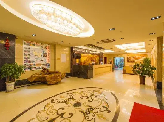 Junlin Hotel (Yangshuo West Street Central Plaza Branch)