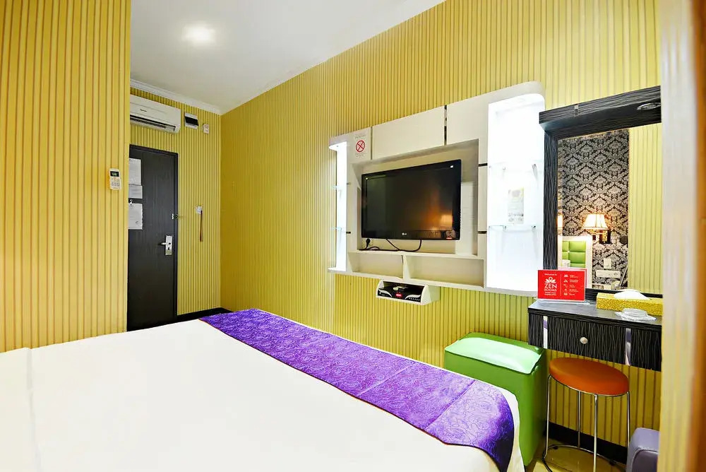Zen Rooms Hayam Wuruk Gajah Mada Jakarta