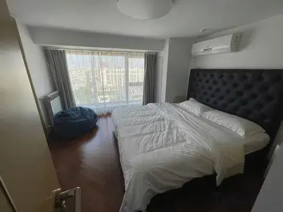 Hongqiao Aegean Sea LOFT Apartment