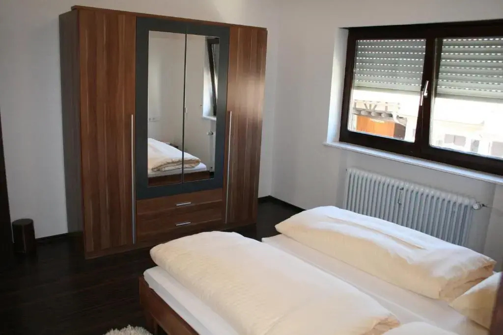 Eisberg Gästehaus & De Luxe Appartements
