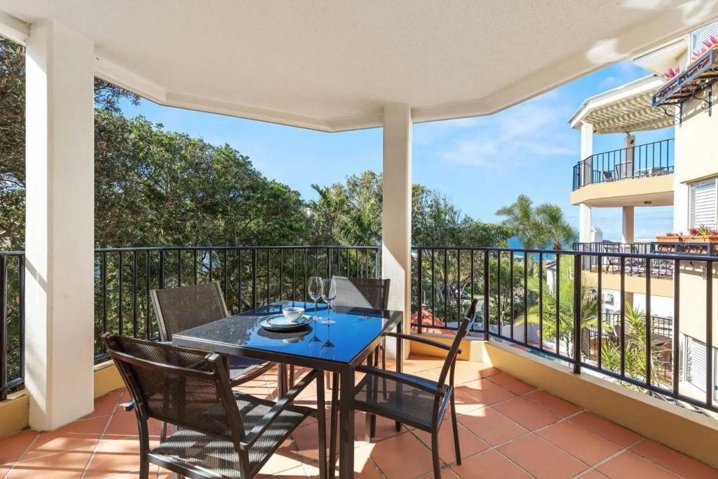 6 Parkshores Sunshine Location Location Location