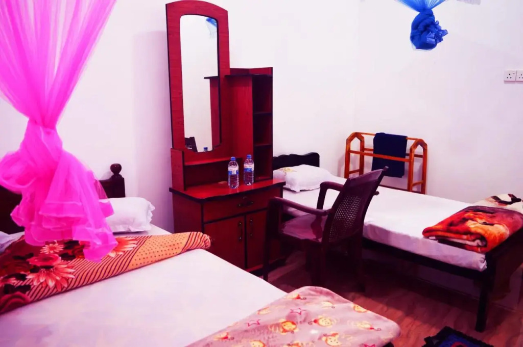 Subash Hotel