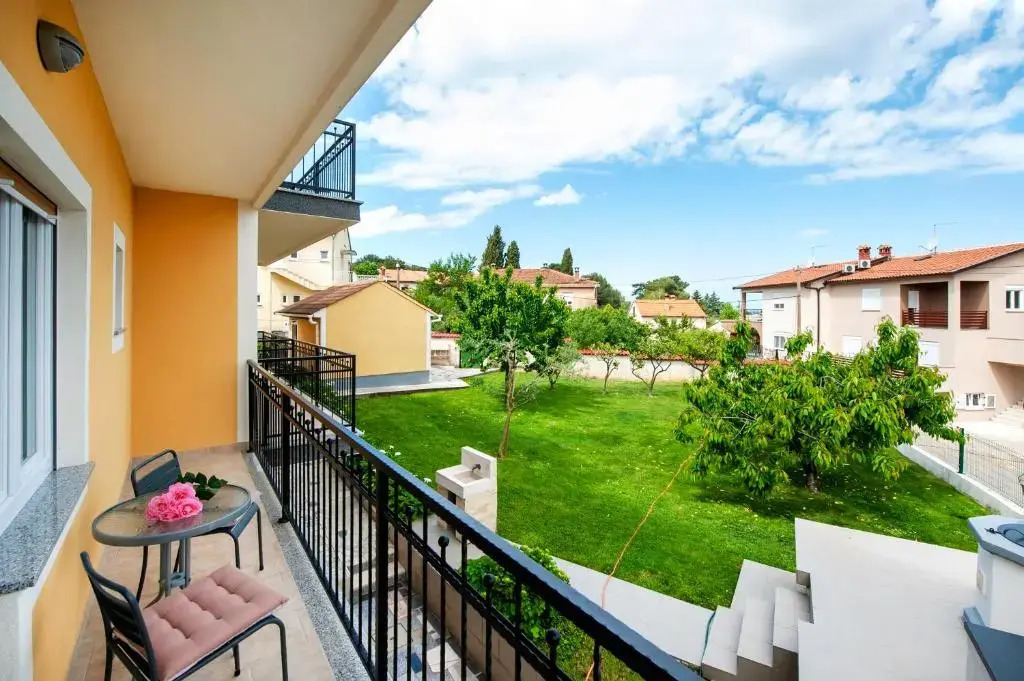 Apartments Euphemia