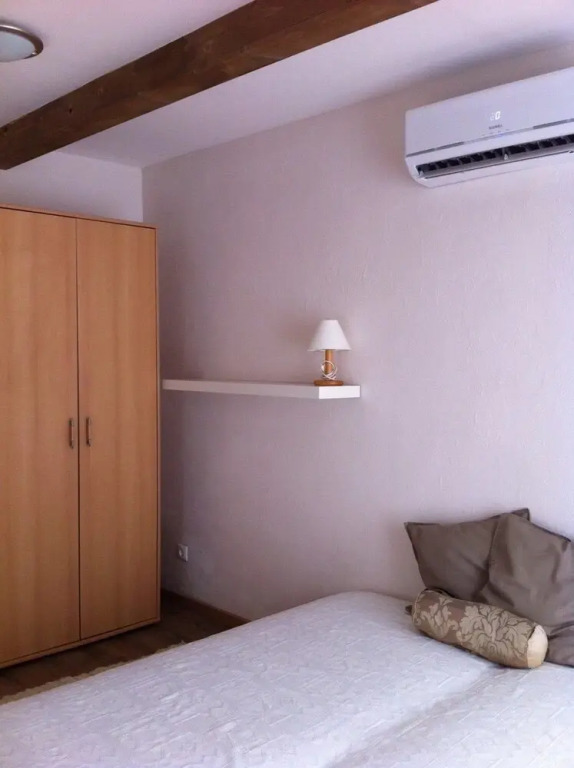 First Apartman