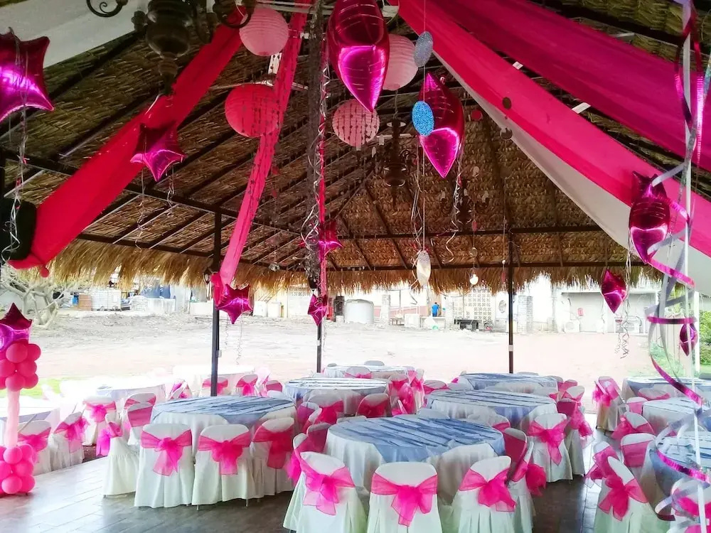 Hotel Fiesta Nueva Italia Inn